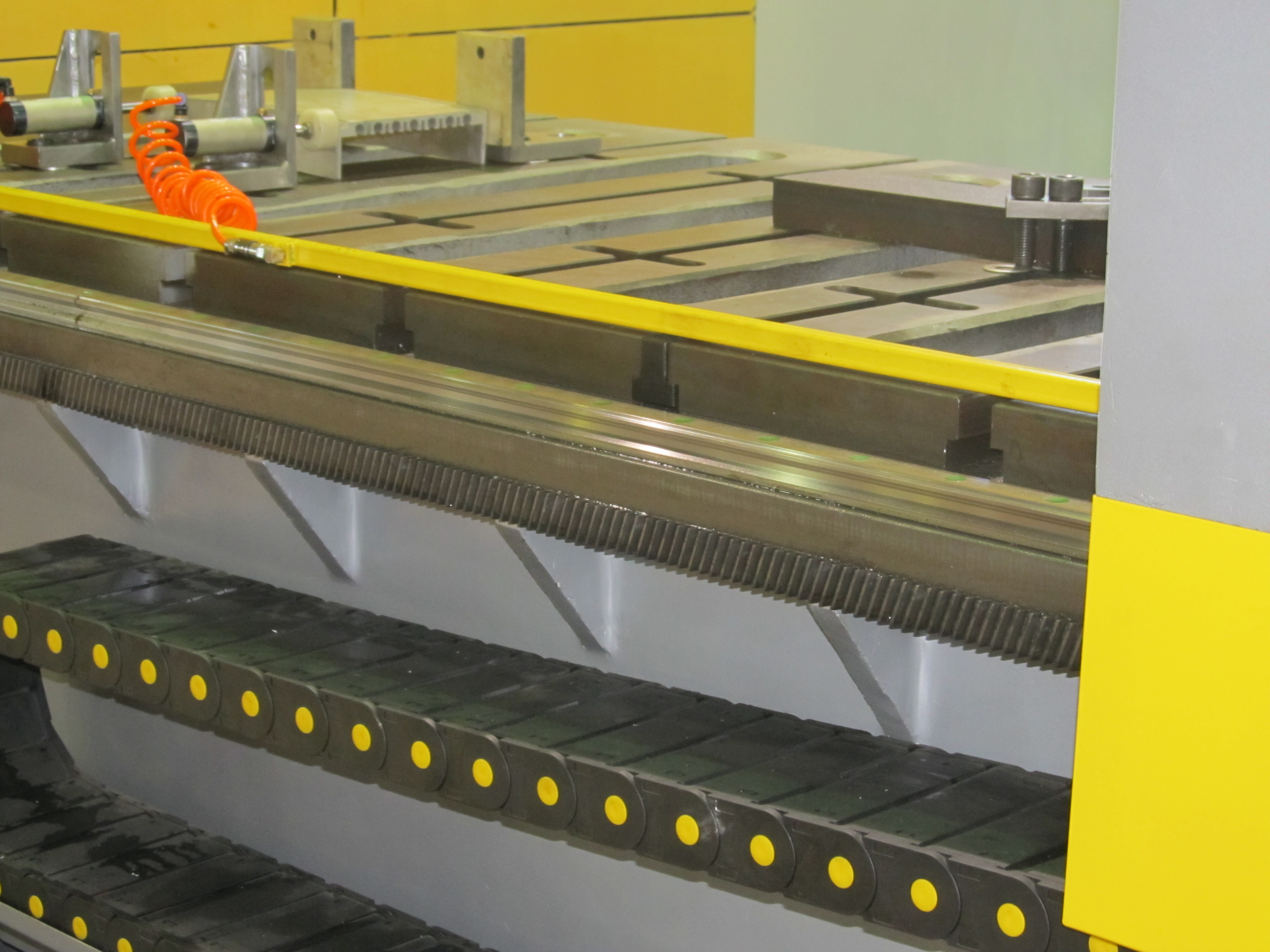 齒條應(yīng)用10